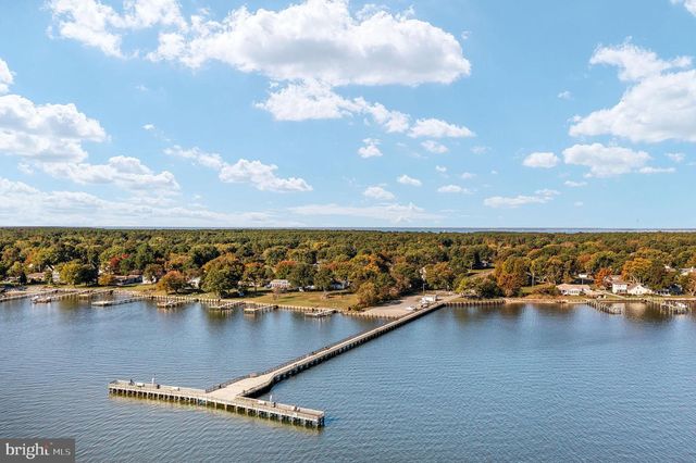 208 LONG POINT RD, Stevensville, MD 21666