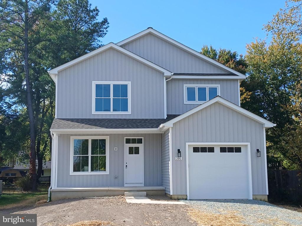 208 LONG POINT RD, Stevensville, MD 21666