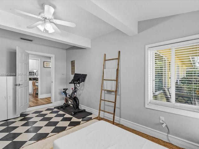 2648 NE 26th Ave, Fort Lauderdale, FL 33306