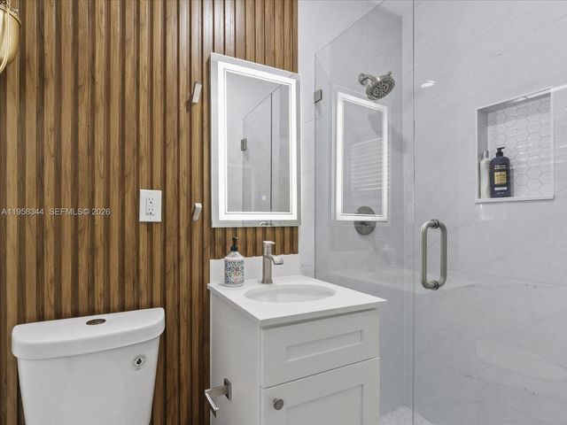 2648 NE 26th Ave, Fort Lauderdale, FL 33306