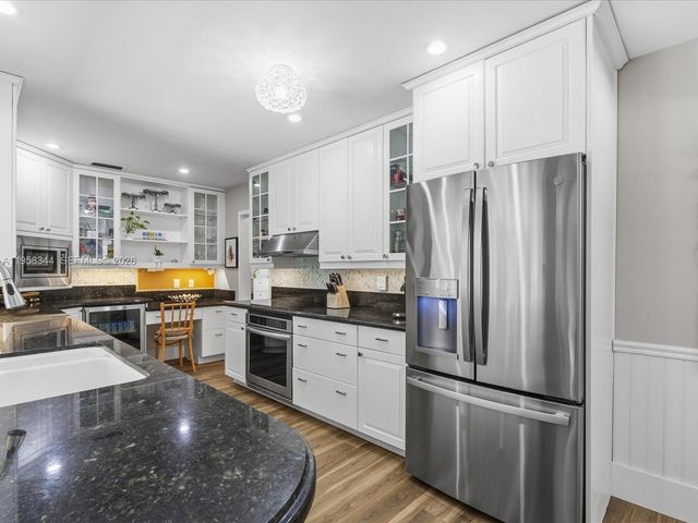 2648 NE 26th Ave, Fort Lauderdale, FL 33306