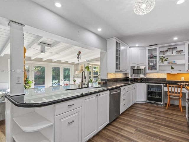 2648 NE 26th Ave, Fort Lauderdale, FL 33306