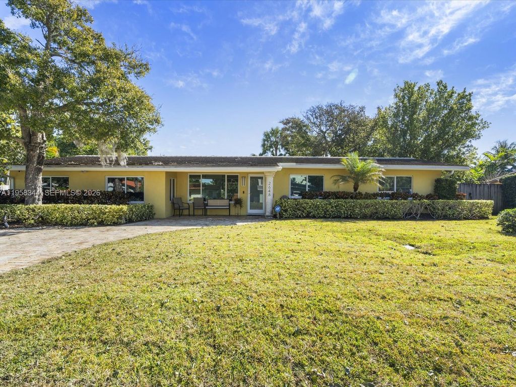 2648 NE 26th Ave, Fort Lauderdale, FL 33306