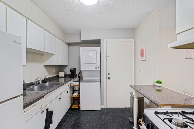 108 N Belvedere Blvd Apt 18, Memphis, TN 38104