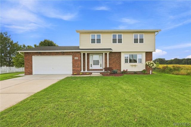 6612 Townline Road, Wheatfield, NY 14120