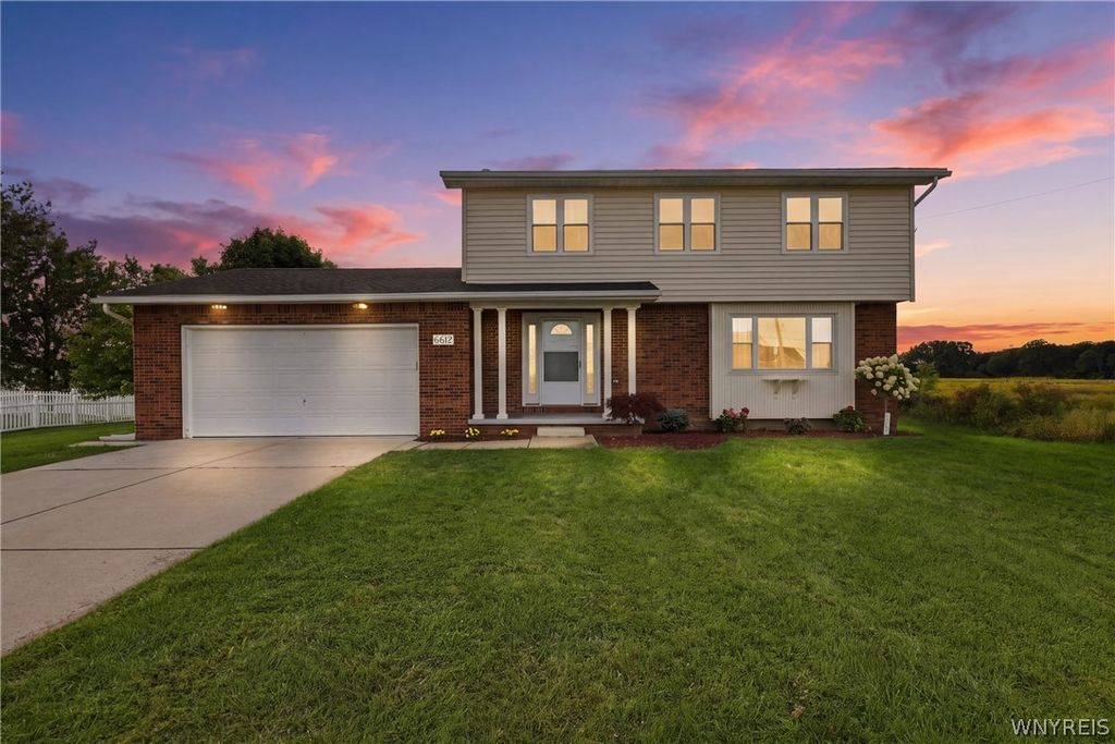 6612 Townline Road, Wheatfield, NY 14120
