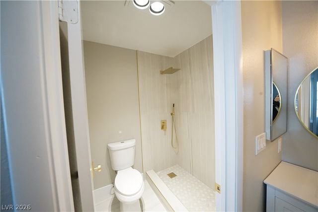 4729 Nara Vista Way 102, Las Vegas, NV 89103