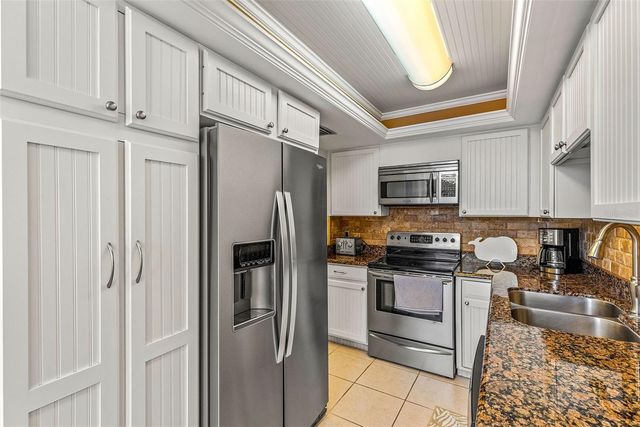 9495 BLIND PASS ROAD 202, St Pete Beach, FL 33706