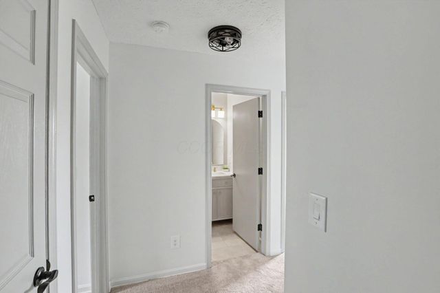 2678 Fernwood Avenue, Lancaster, OH 43130