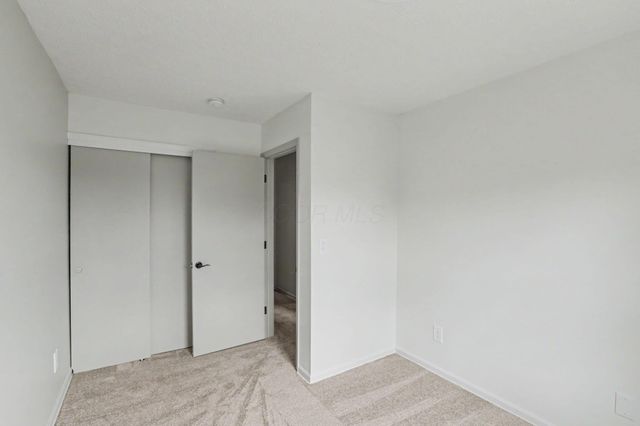 2678 Fernwood Avenue, Lancaster, OH 43130