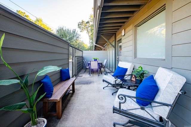 2423 Kavanaugh Blvd # 1, Little Rock, AR 72205