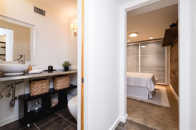 2423 Kavanaugh Blvd # 1, Little Rock, AR 72205