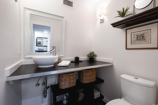 2423 Kavanaugh Blvd # 1, Little Rock, AR 72205