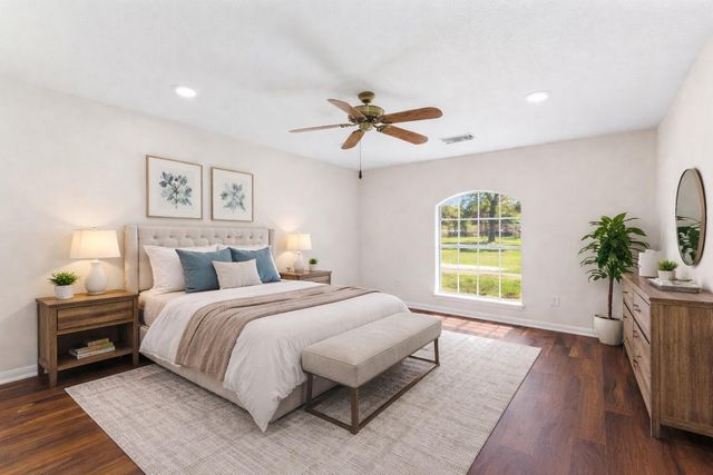 7825 Hughes Ranch Road, Pearland, TX 77581