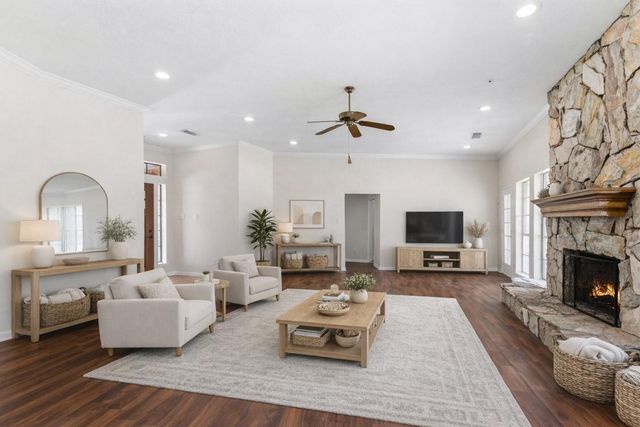 7825 Hughes Ranch Road, Pearland, TX 77581