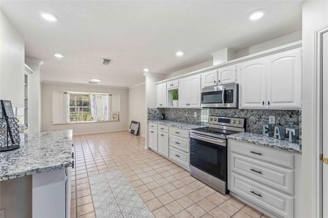 7825 Hughes Ranch Road, Pearland, TX 77581