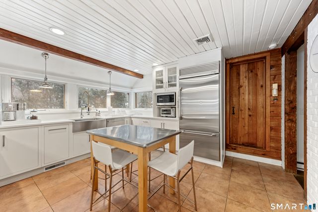 140 Roseville Road, Westport, CT 06880