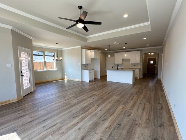 709 Bass Lake Lane, Cleburne, TX 76033