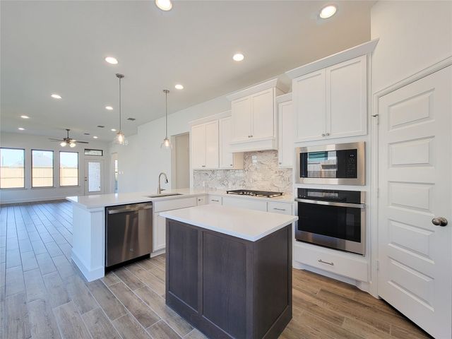 2847 Orange Leaf Drive, Fulshear, TX 77423