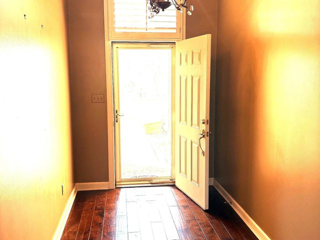 1740 CONSTABLE CT, Collierville, TN 38017