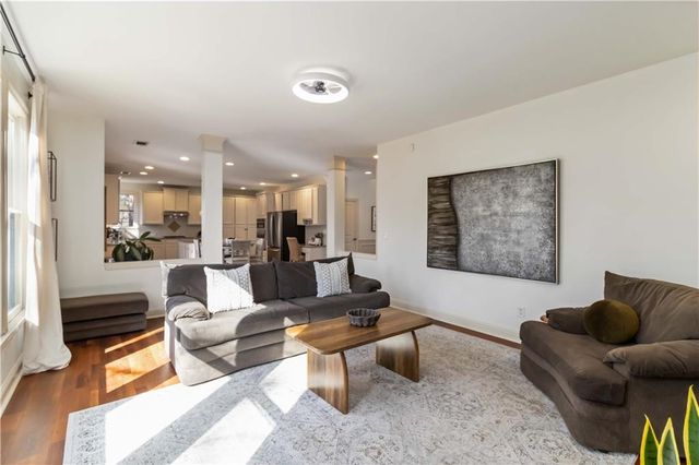 6233 Huntington Ridge Road SE, Mableton, GA 30126