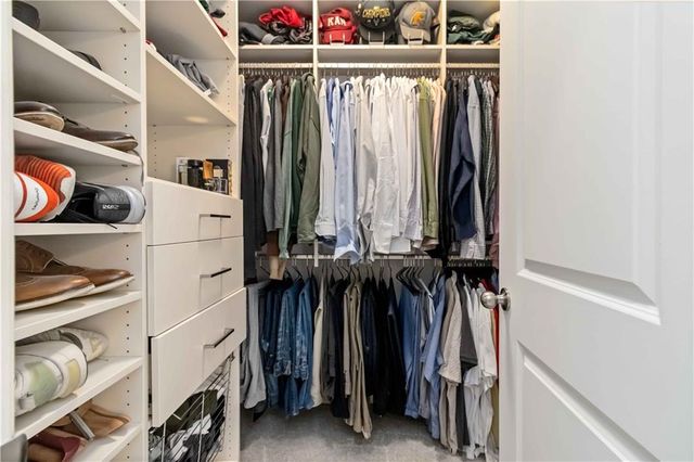 6233 Huntington Ridge Road SE, Mableton, GA 30126