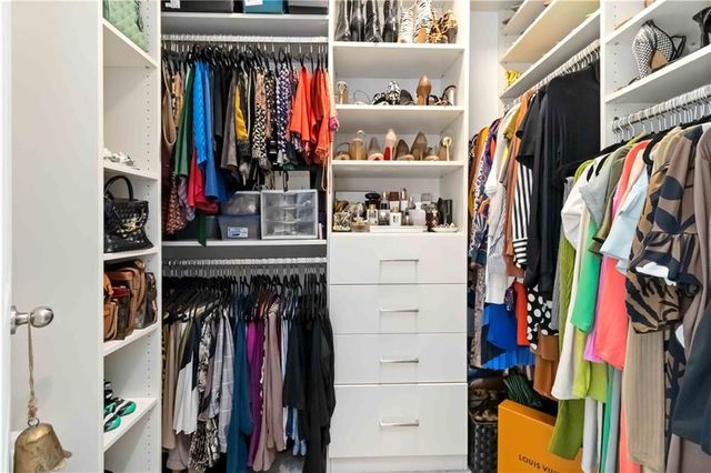 6233 Huntington Ridge Road SE, Mableton, GA 30126