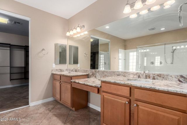 2585 E Carob Drive, Gilbert, AZ 85298