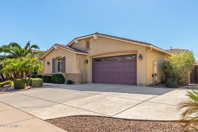 2585 E Carob Drive, Gilbert, AZ 85298
