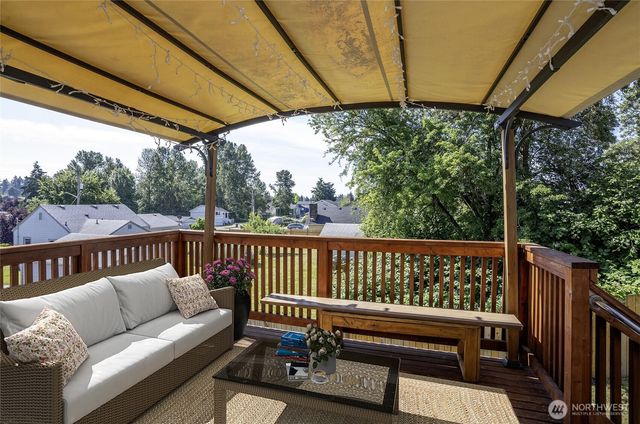 8821 S L Street, Tacoma, WA 98444