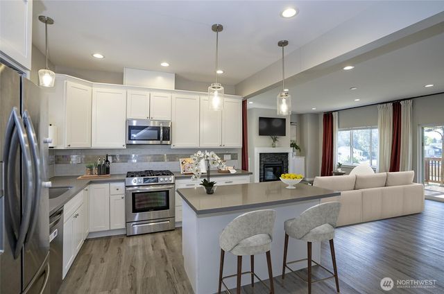 8821 S L Street, Tacoma, WA 98444