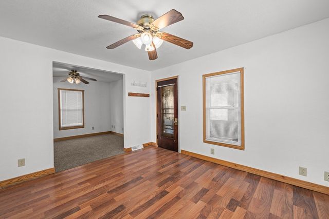 2025 S Bluff Boulevard, Clinton, IA 52732