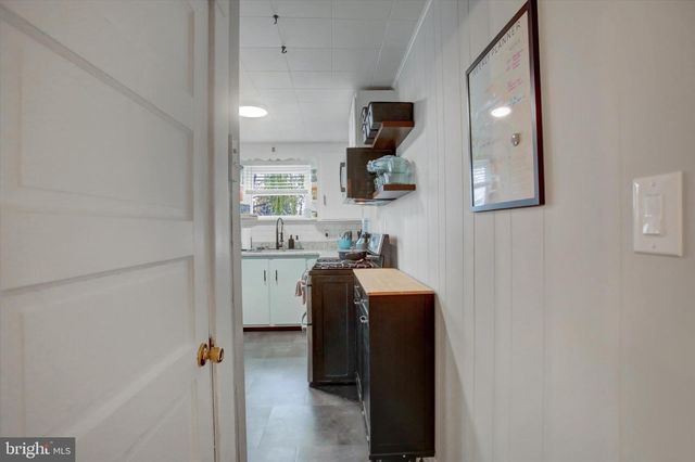 410 E CATHERINE STREET, Chambersburg, PA 17202