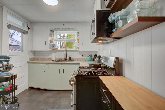 410 E CATHERINE STREET, Chambersburg, PA 17202