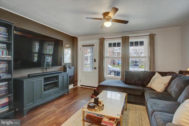 410 E CATHERINE STREET, Chambersburg, PA 17202