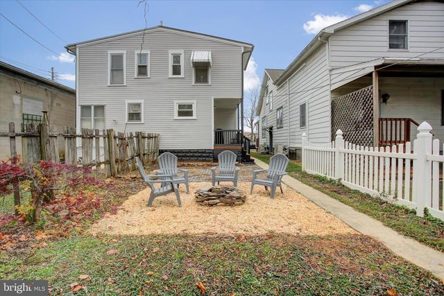 410 E CATHERINE STREET, Chambersburg, PA 17202