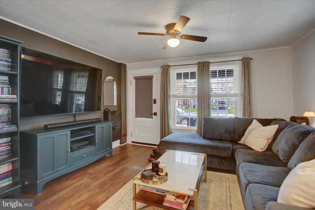 410 E CATHERINE STREET, Chambersburg, PA 17202