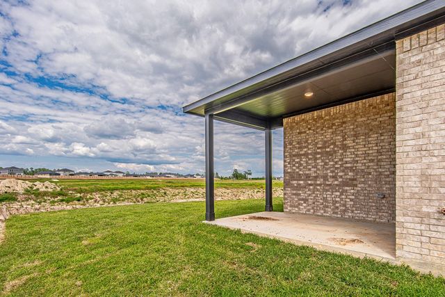 141 Peninsula Point Drive, Montgomery, TX 77356