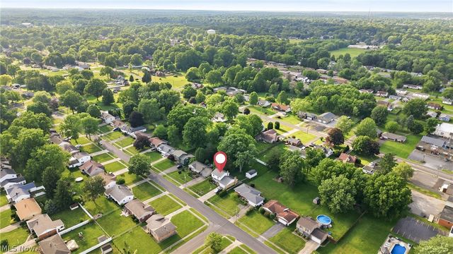 934 Larkridge Avenue, Youngstown, OH 44512