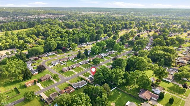 934 Larkridge Avenue, Youngstown, OH 44512