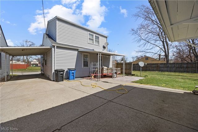 12809 Mcgowan Avenue, Cleveland, OH 44135