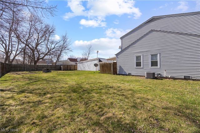 12809 Mcgowan Avenue, Cleveland, OH 44135