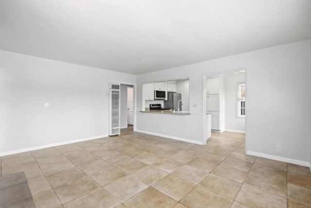 4879 Dixie Drive, San Diego, CA 92109