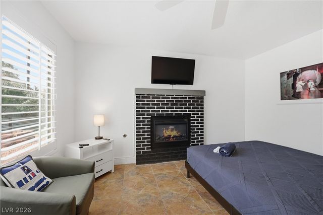 7051 Jasmine Creek Way, Las Vegas, NV 89119