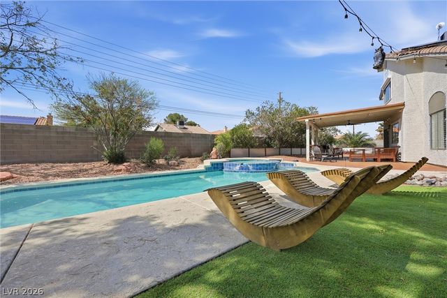 7051 Jasmine Creek Way, Las Vegas, NV 89119