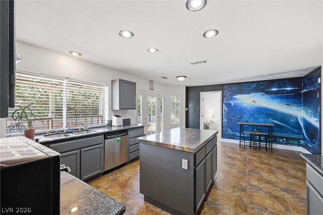 7051 Jasmine Creek Way, Las Vegas, NV 89119