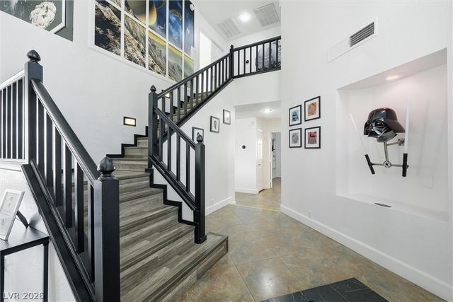 7051 Jasmine Creek Way, Las Vegas, NV 89119