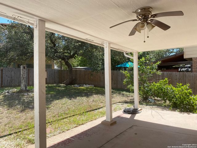 614 STONEWAY DR, San Antonio, TX 78258