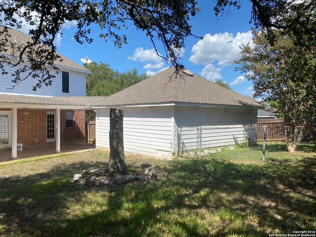 614 STONEWAY DR, San Antonio, TX 78258