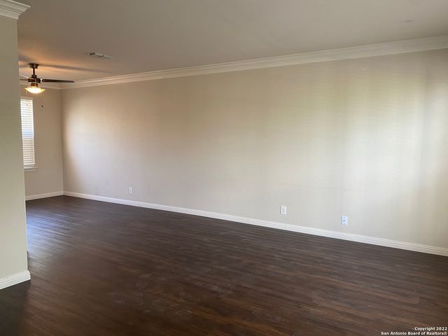 614 STONEWAY DR, San Antonio, TX 78258